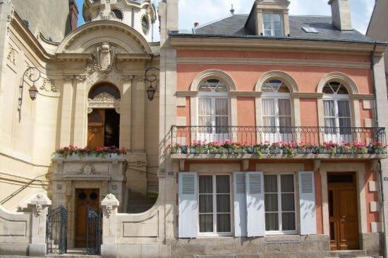 Le Pont Neuf 61 * Alençon